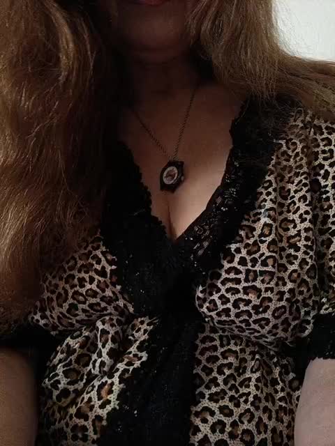 HelenBerg Cam Model Chat October 29, 2025