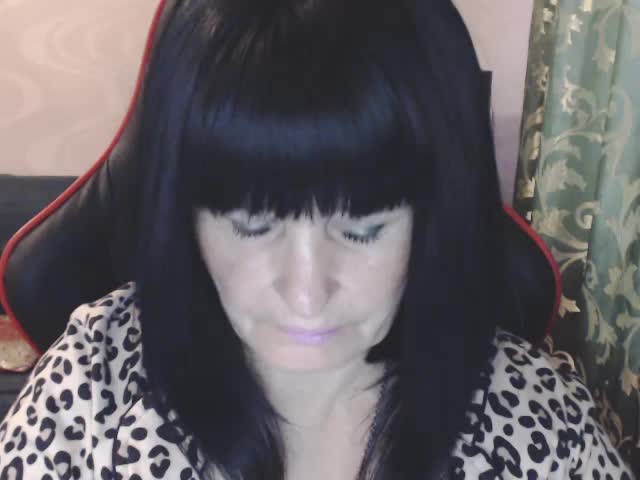 KatarinaGloss Cam Model Chat October 29, 2025