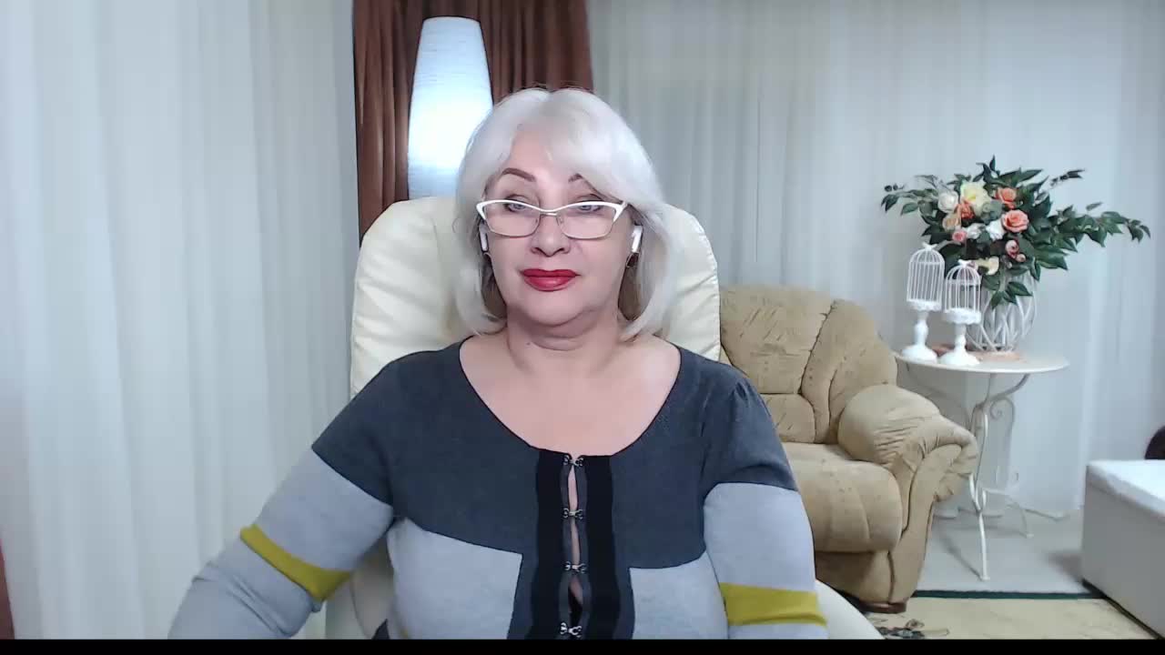 Tashyncik Cam Model Chat October 29, 2025