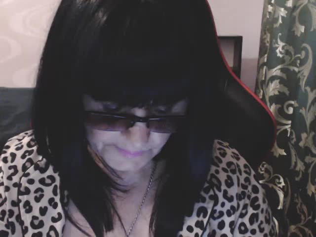 KatarinaGloss Cam Model Chat October 29, 2025