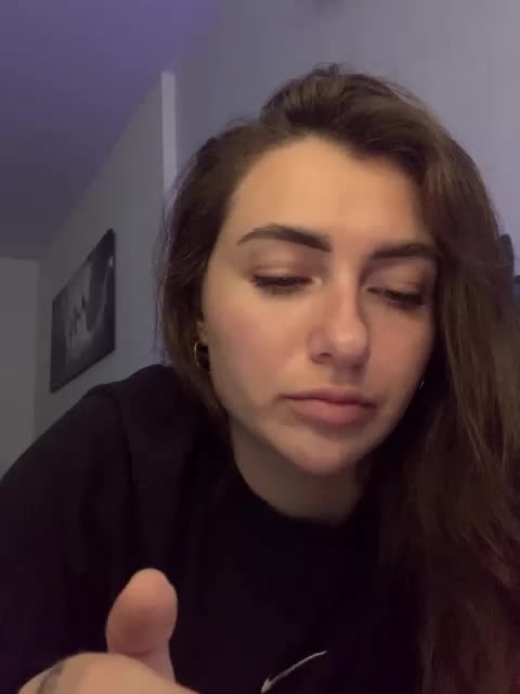 WILDGIRL Cam Model Chat October 29, 2025