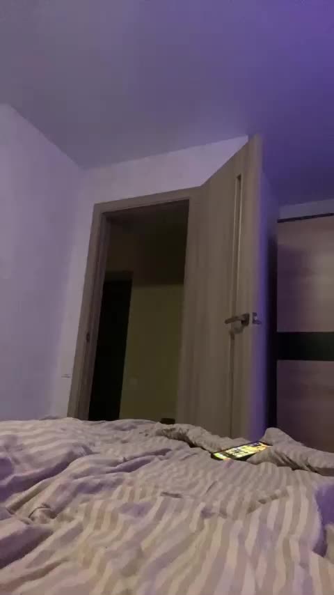 Sonya_ Cam Model Chat October 29, 2025