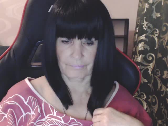 KatarinaGloss Cam Model Chat October 29, 2025