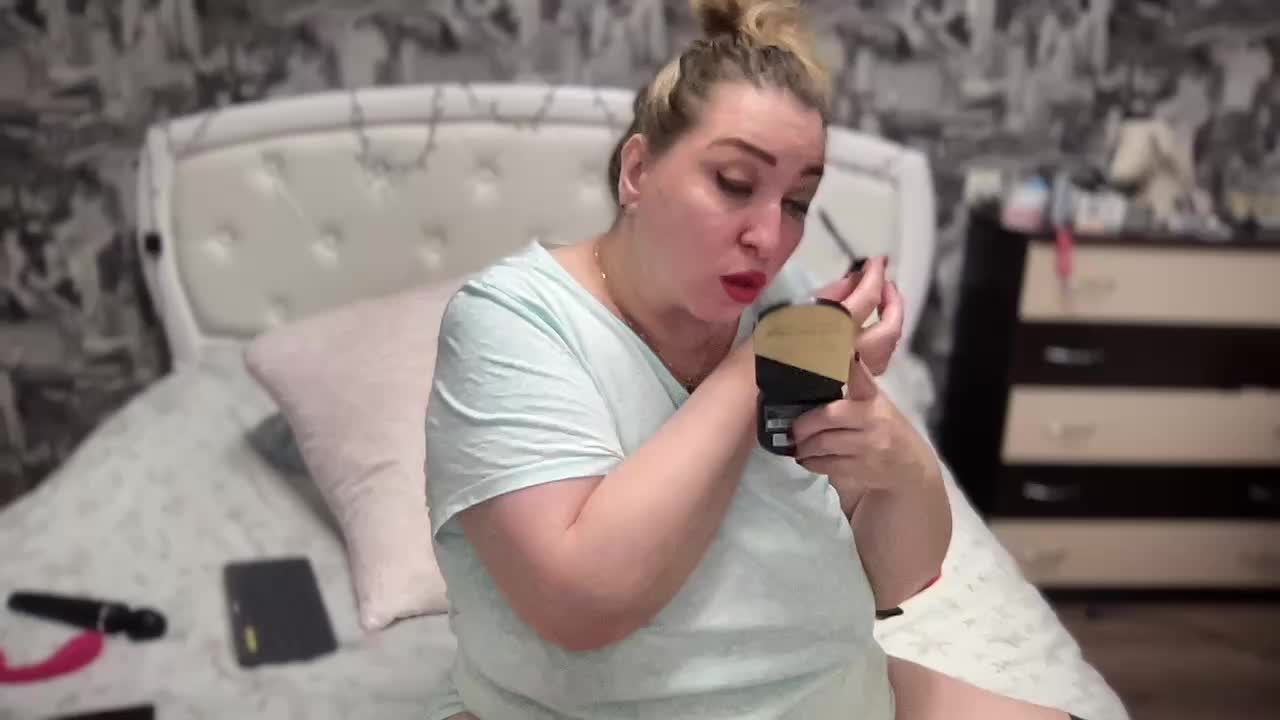 viollahot Cam Model Chat October 29, 2025