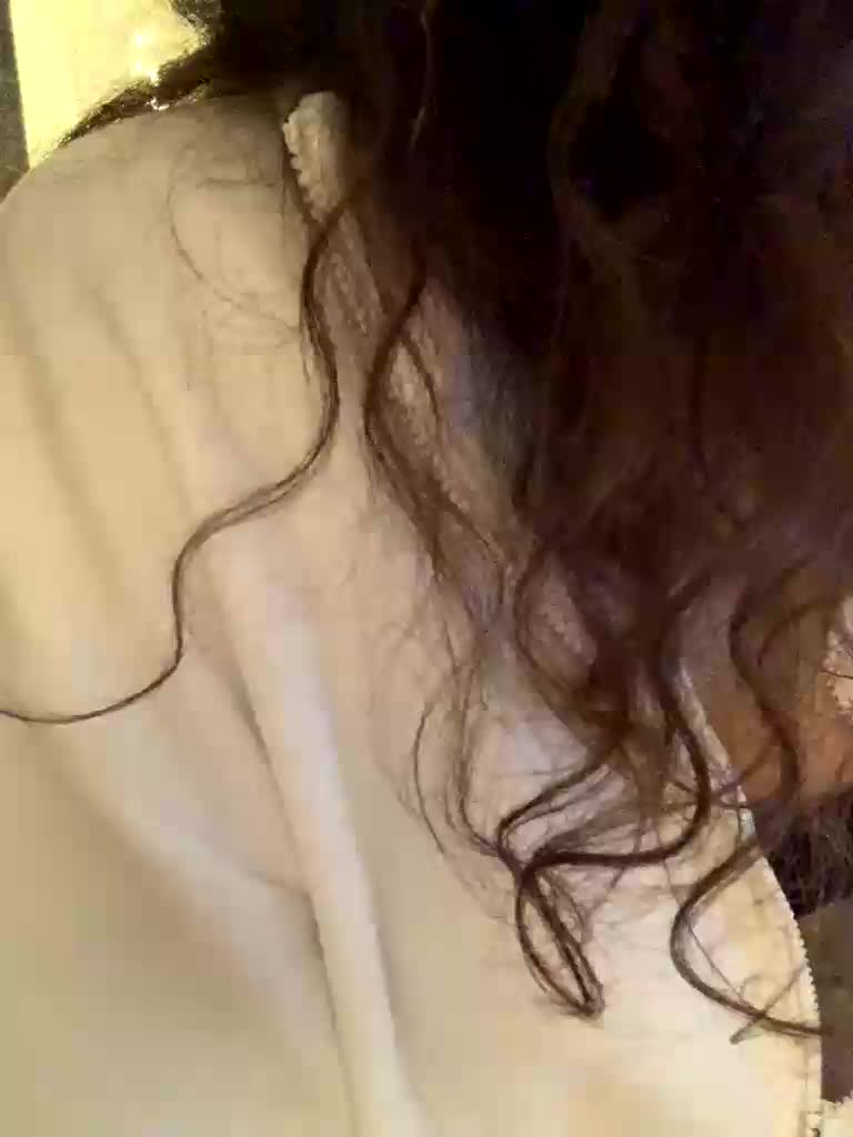 FeeBee Cam Model Chat October 29, 2025