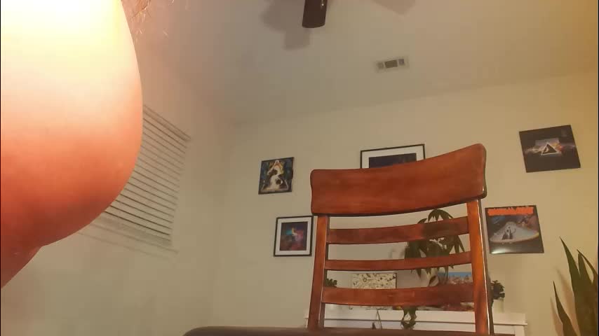 khloeexoxo Cam Model Chat October 29, 2025