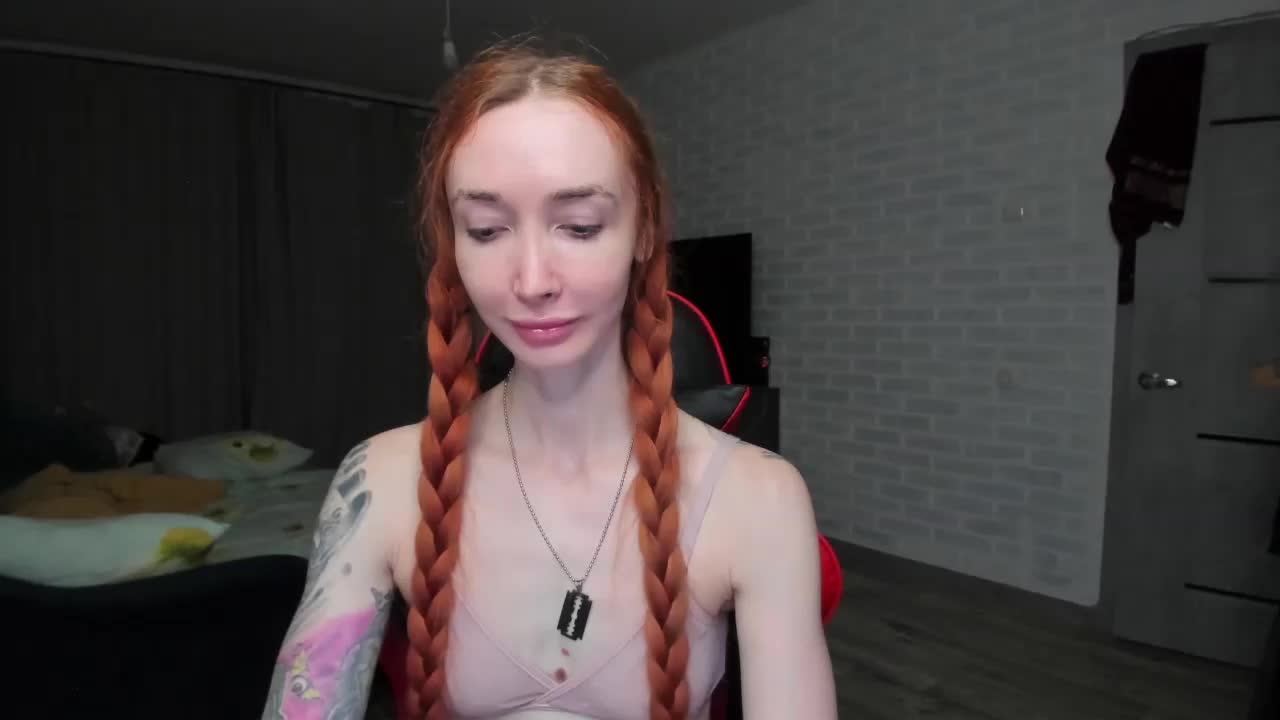 Roxy-Sun Cam Model Chat October 29, 2025