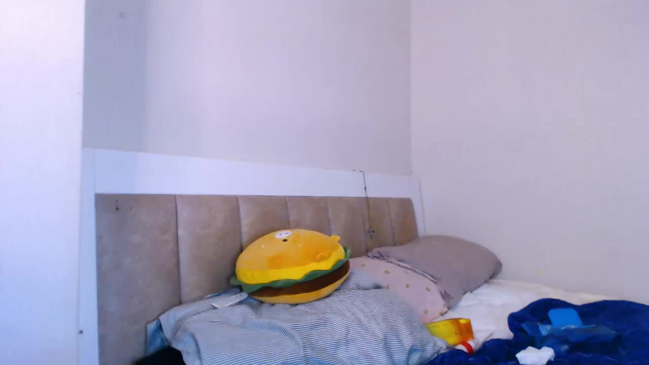 Pizda-Drozda Cam Model Chat October 29, 2025