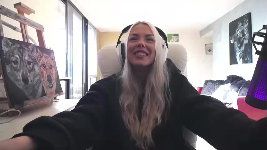 tinykylie Cam Model Chat October 29, 2025