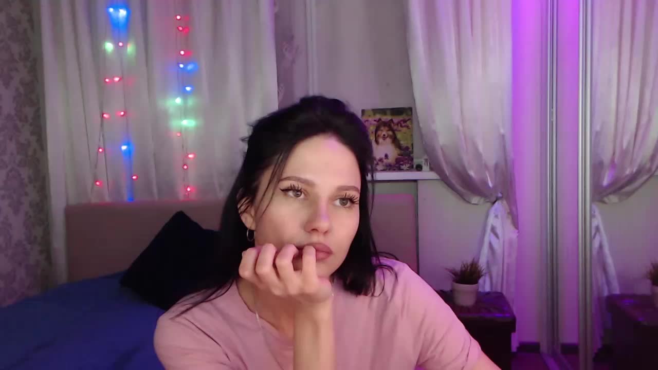 Zlata777 Cam Model Chat October 29, 2025