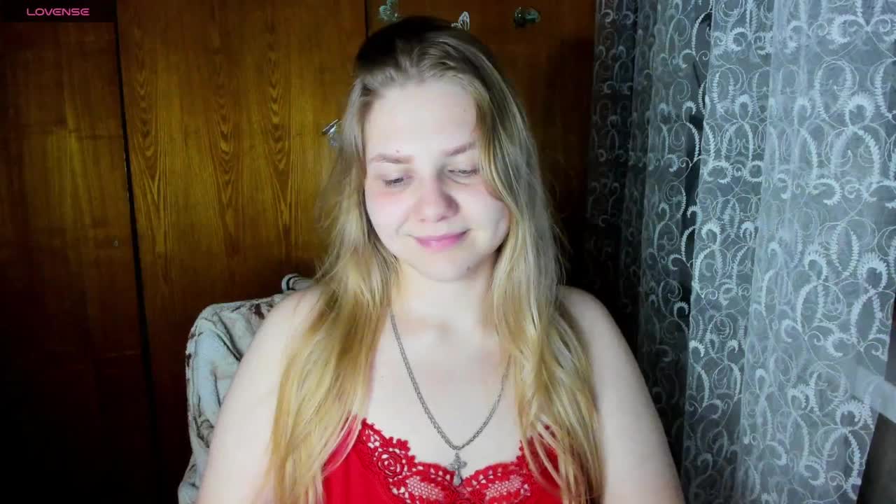 Emma-Frizea Cam Model Chat October 29, 2025