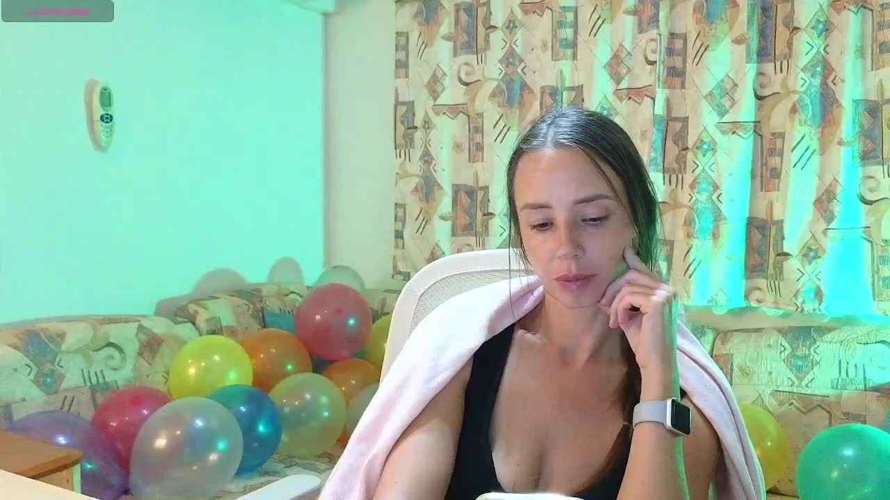 Miss_Milka Cam Model Chat October 29, 2025