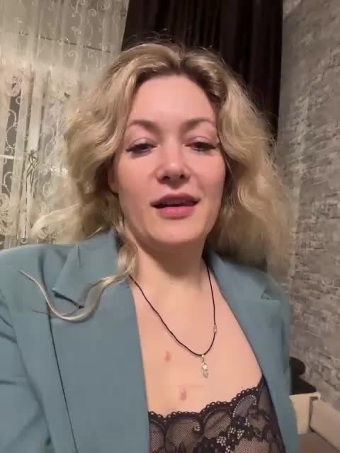 Fiona2019 Cam Model Chat October 29, 2025