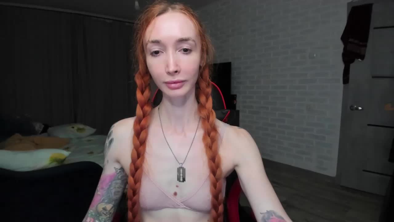 Roxy-Sun Cam Model Chat October 29, 2025