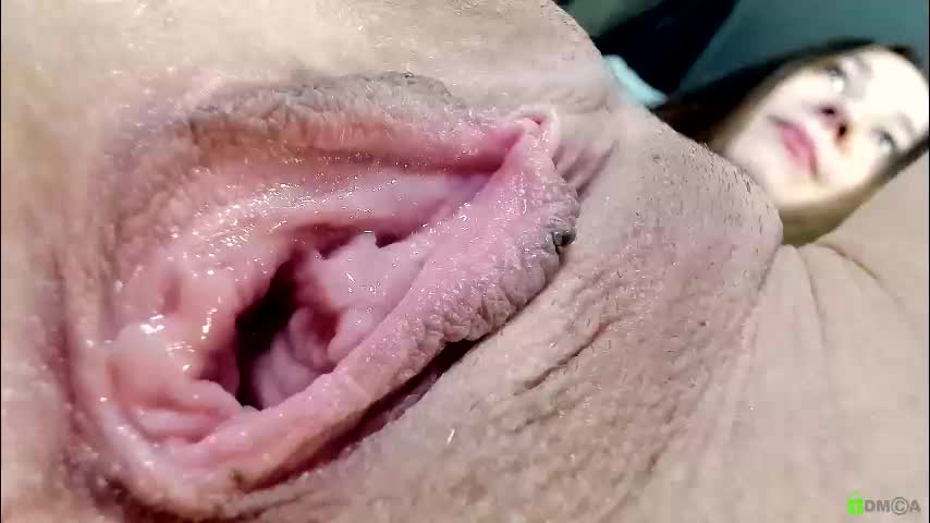 courtney_luv Cam Model Chat October 29, 2025