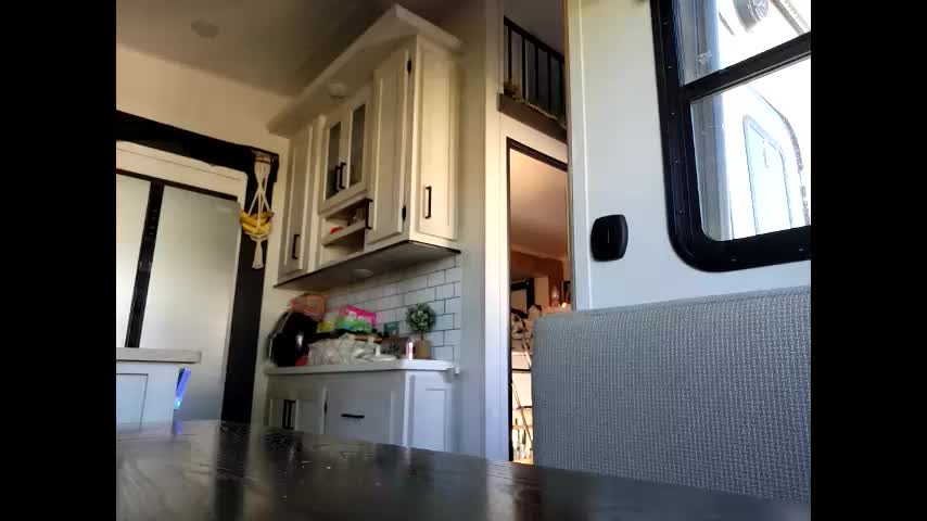 bmorganne420 Cam Model Chat October 29, 2025