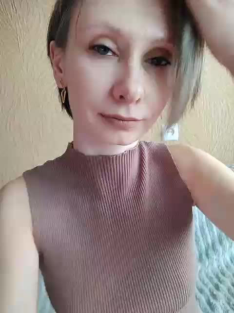 -Christina- Cam Model Chat October 29, 2025