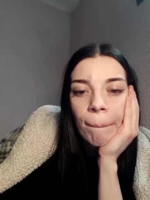 Luna29a Cam Model Chat October 29, 2025