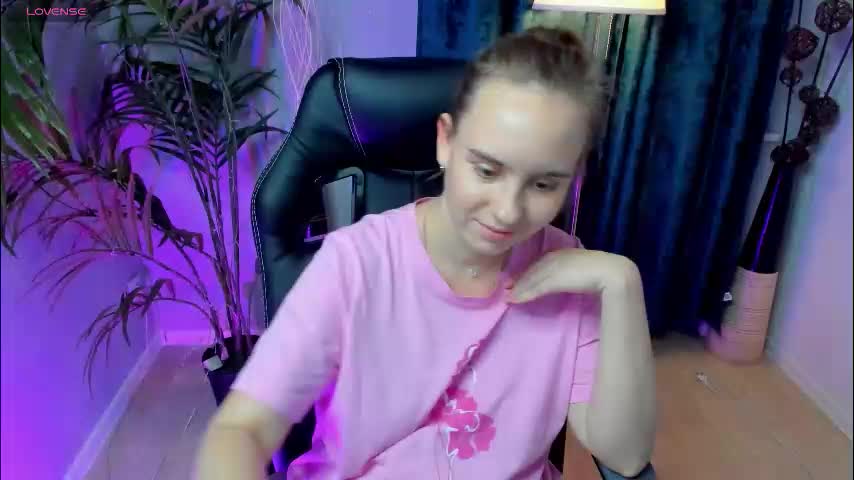 l1ka_one Cam Model Chat October 29, 2025