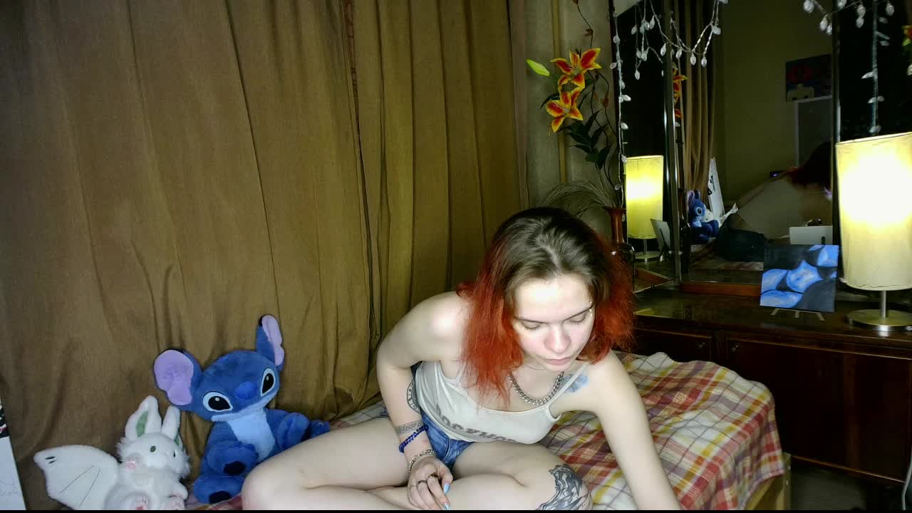 LilitDays Cam Model Chat October 29, 2025