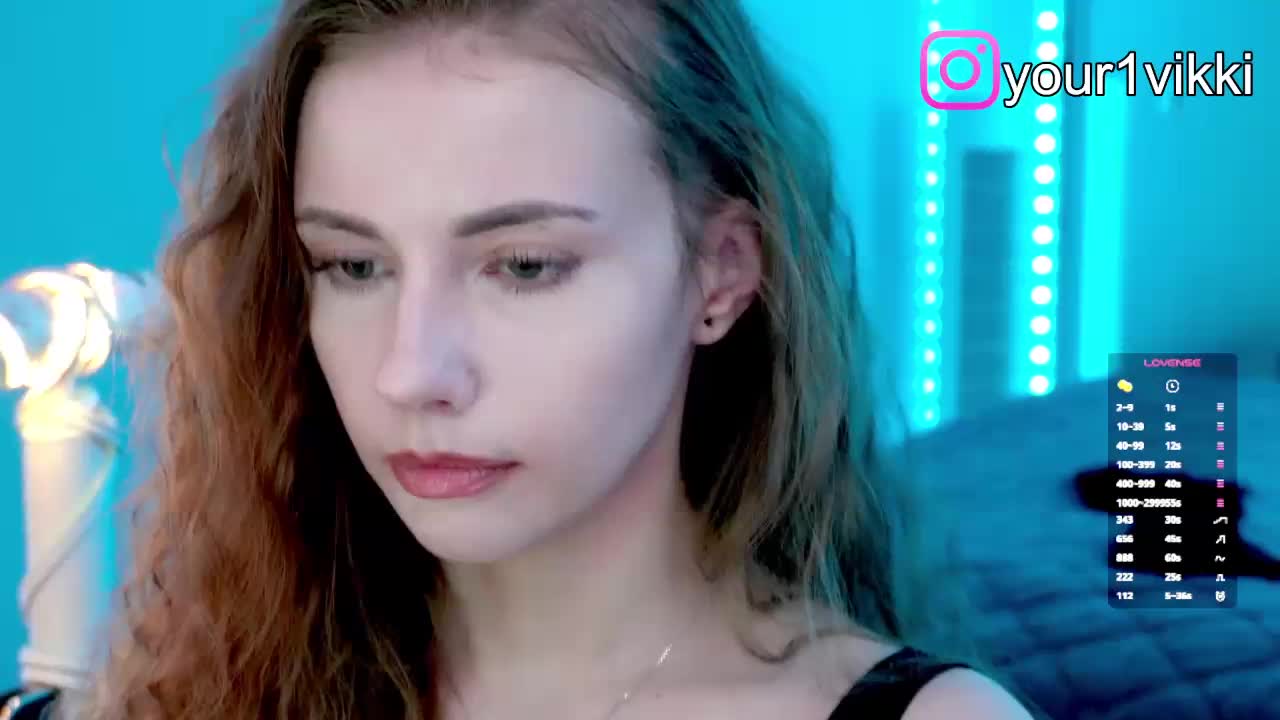 VikkiExtraCheese Cam Model Chat October 29, 2025