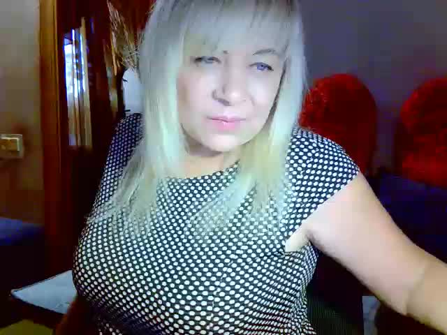 Savan35na Cam Model Chat October 29, 2025