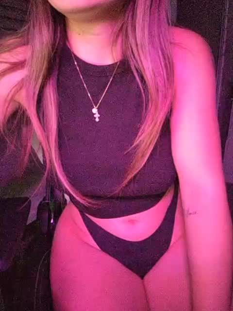 _m_a_r_i_a_888_ Cam Model Chat October 29, 2025