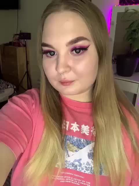 Greeenfriends6969 Cam Model Chat October 29, 2025