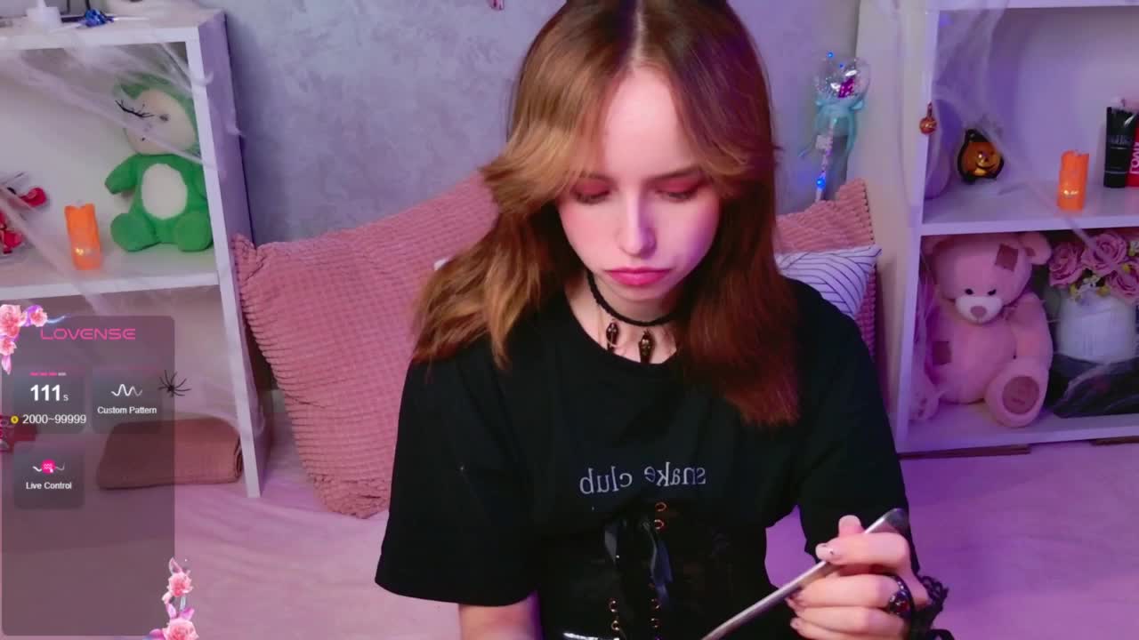 popjenny Cam Model Chat October 29, 2025