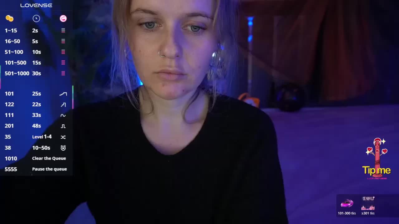 MaribelRiver Cam Model Chat October 29, 2025