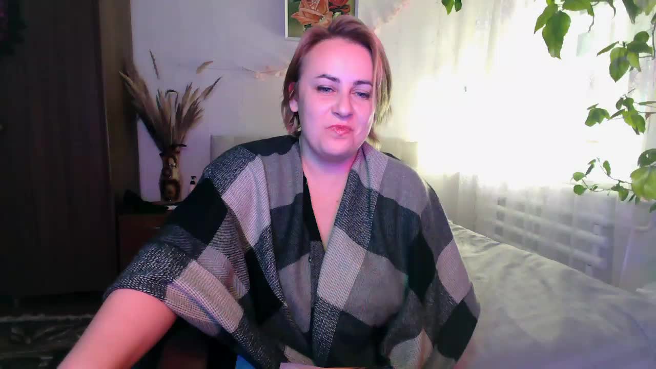 SheilaGirl Cam Model Chat October 29, 2025