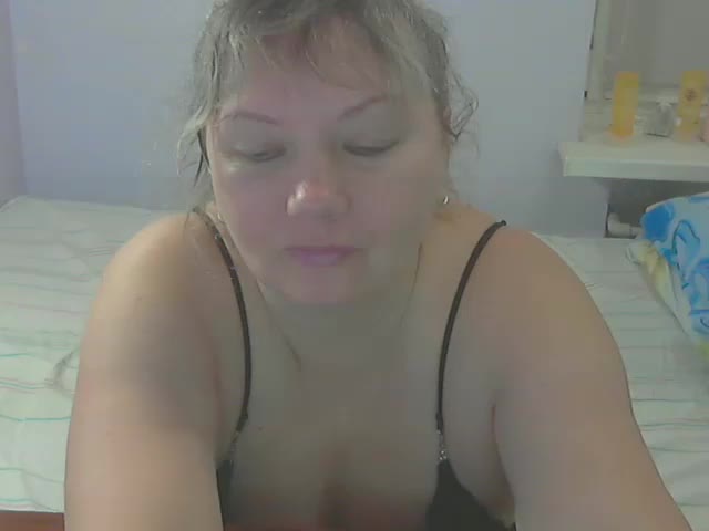 LucyAlexis Cam Model Chat October 29, 2025