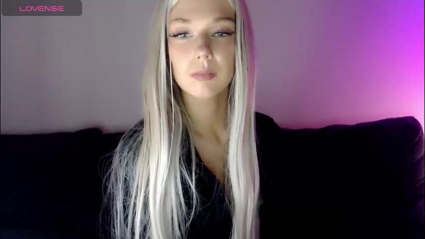 pervyblonde Cam Model Chat October 29, 2025