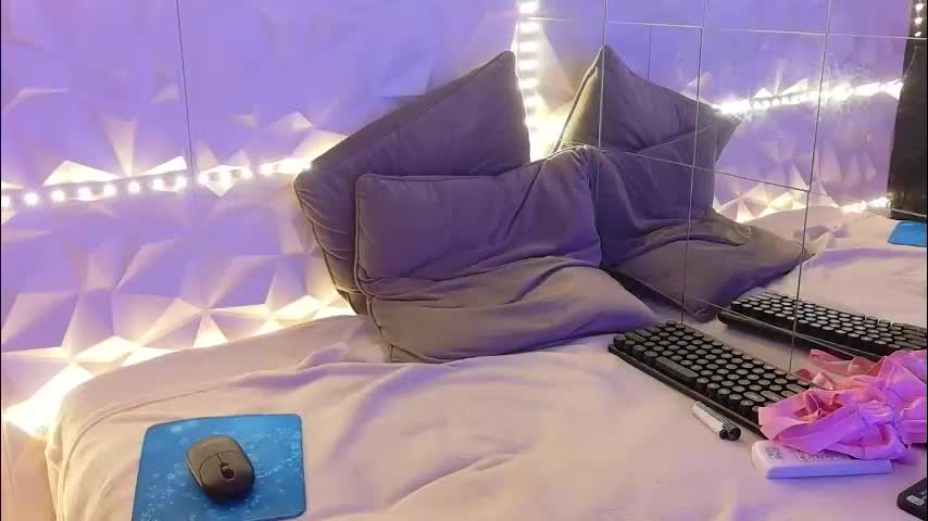 aishhaa Cam Model Chat October 29, 2025