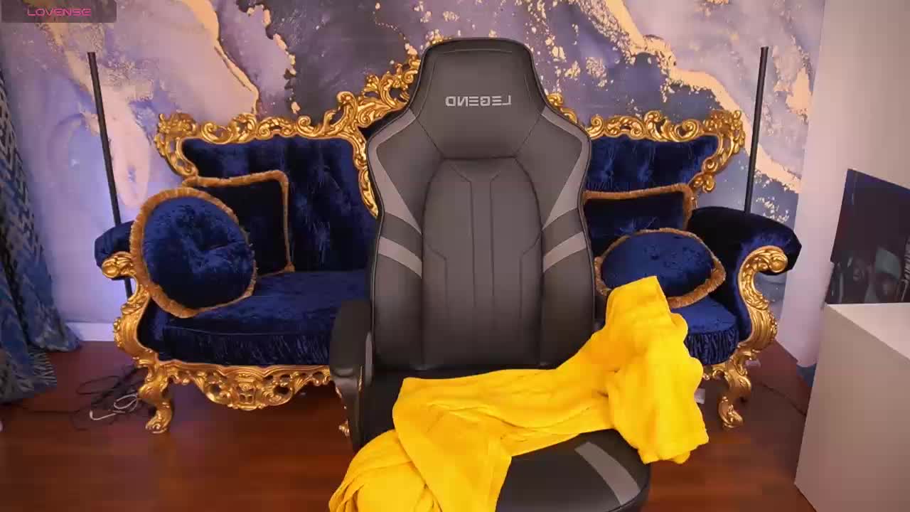 LilElfie Cam Model Chat October 29, 2025