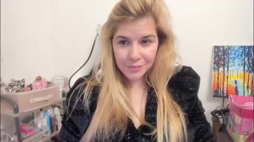 artsyandcraftsy_ Cam Model Chat October 29, 2025