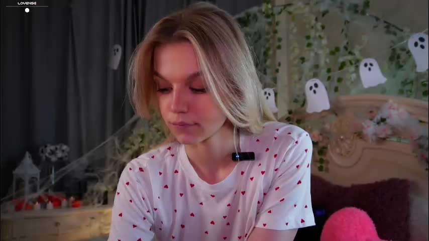 burnletitallburn Cam Model Chat October 29, 2025