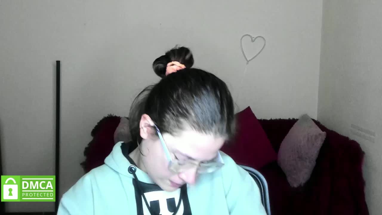 Aliciafolow009 Cam Model Chat October 29, 2025