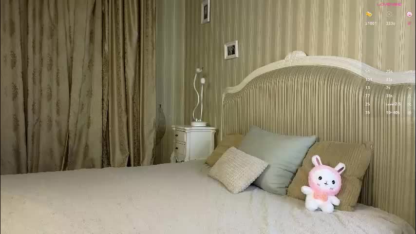 foxxx_tail Cam Model Chat October 30, 2025