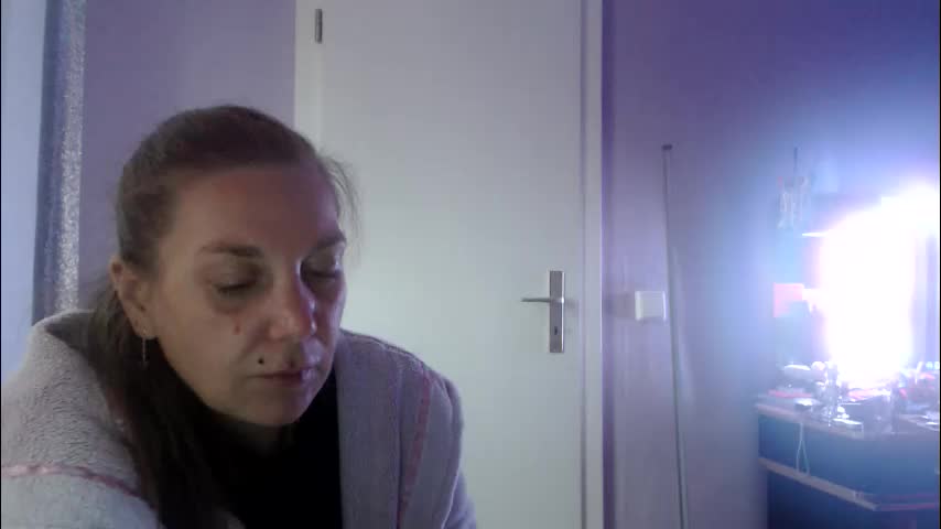 melli23 Cam Model Chat October 30, 2025