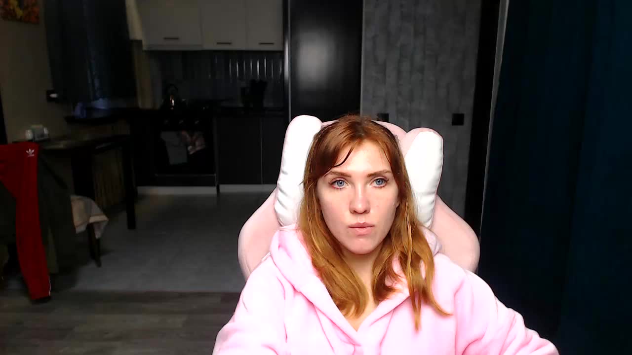 Regimasmile Cam Model Chat October 30, 2025