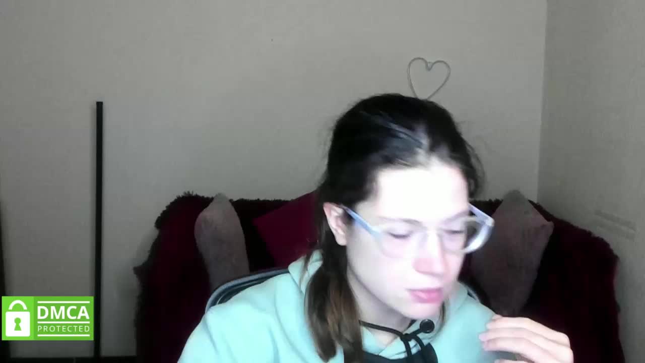 Aliciafolow009 Cam Model Chat October 30, 2025