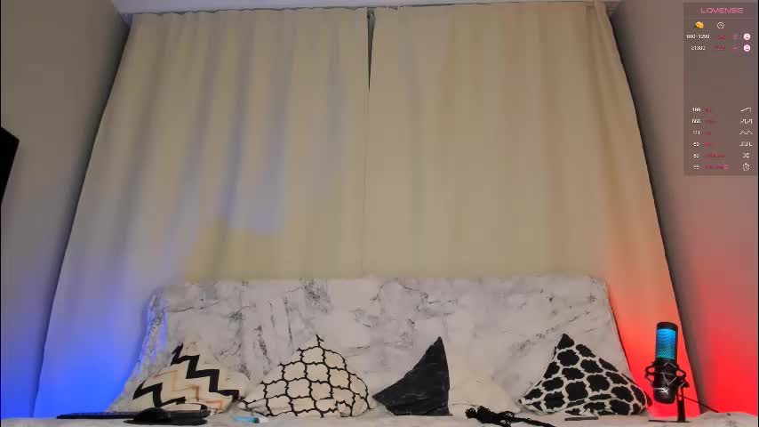 emmahotvibe Cam Model Chat October 30, 2025