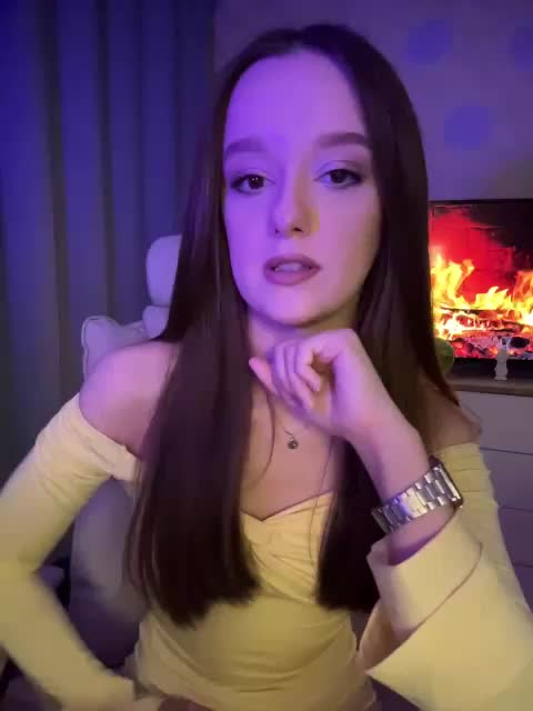 ymnichka Cam Model Chat October 30, 2025