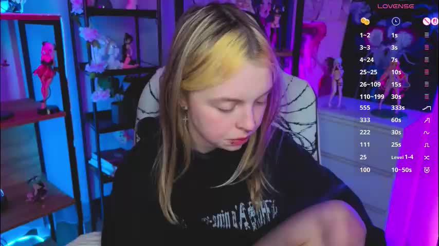 leiladwight Cam Model Chat October 30, 2025