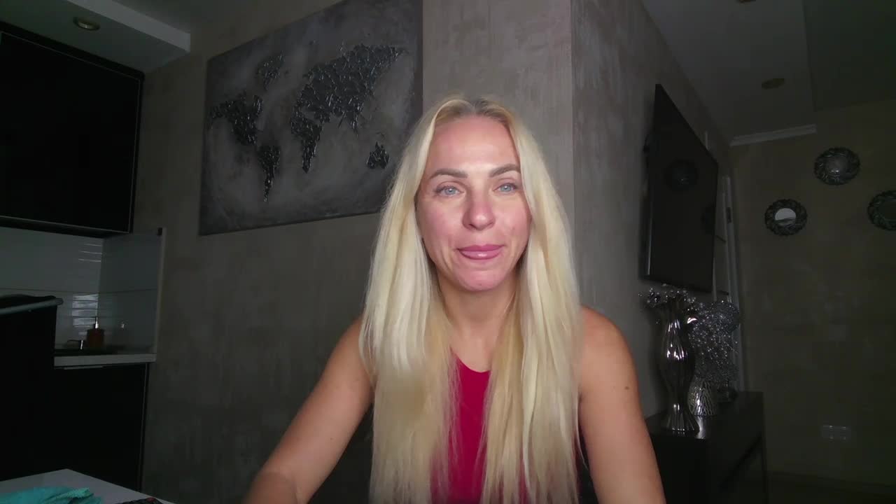 annamari1563 Cam Model Chat October 30, 2025