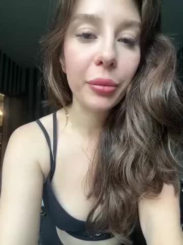 Melissa222Femdom Cam Model Chat October 30, 2025