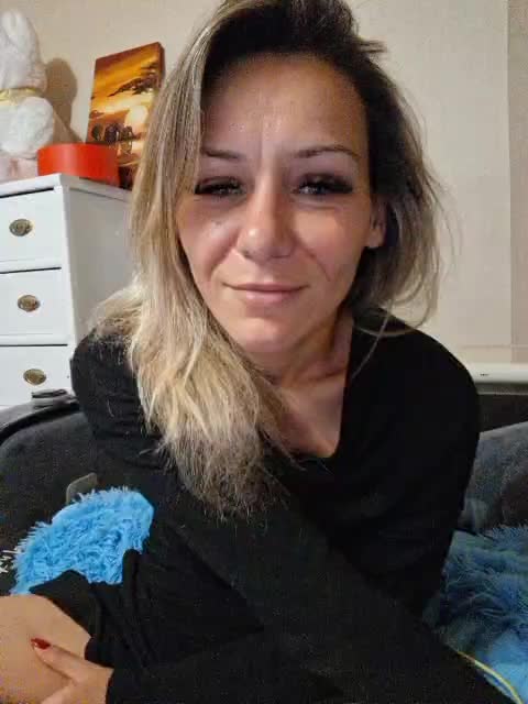 krisred Cam Model Chat October 30, 2025