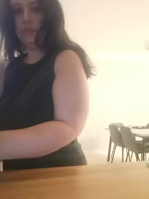 Polyk93 Cam Model Chat October 30, 2025