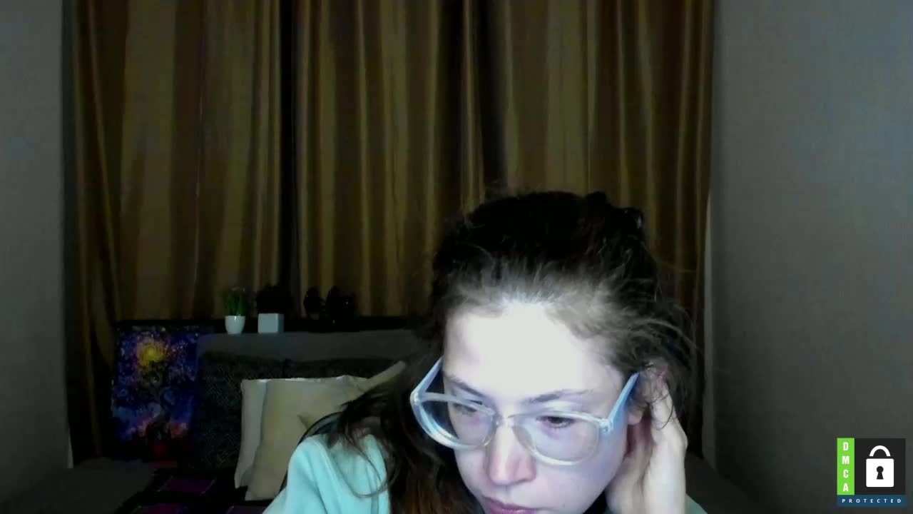 Aliciafolow009 Cam Model Chat October 30, 2025